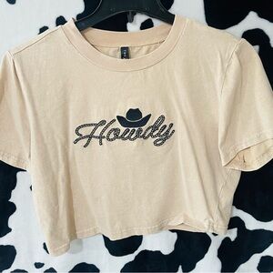 Crop Tee "Howdy" Graphic Crop Top - Beige